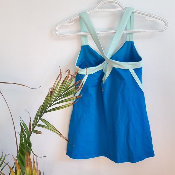 3 for 20 💙 LULULEMON Run: Mile A Minute Tank - Picture 2 of 6